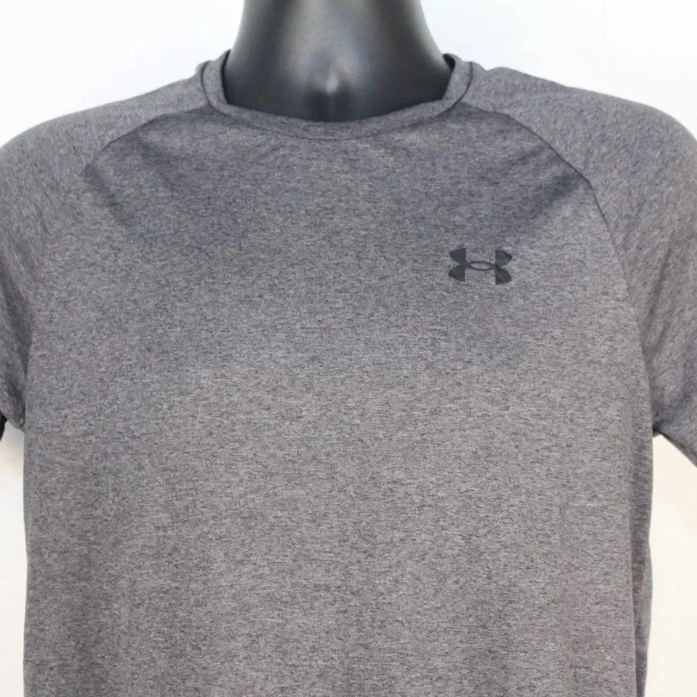 UNDER ARMOUR Tee - Picture 2 of 7